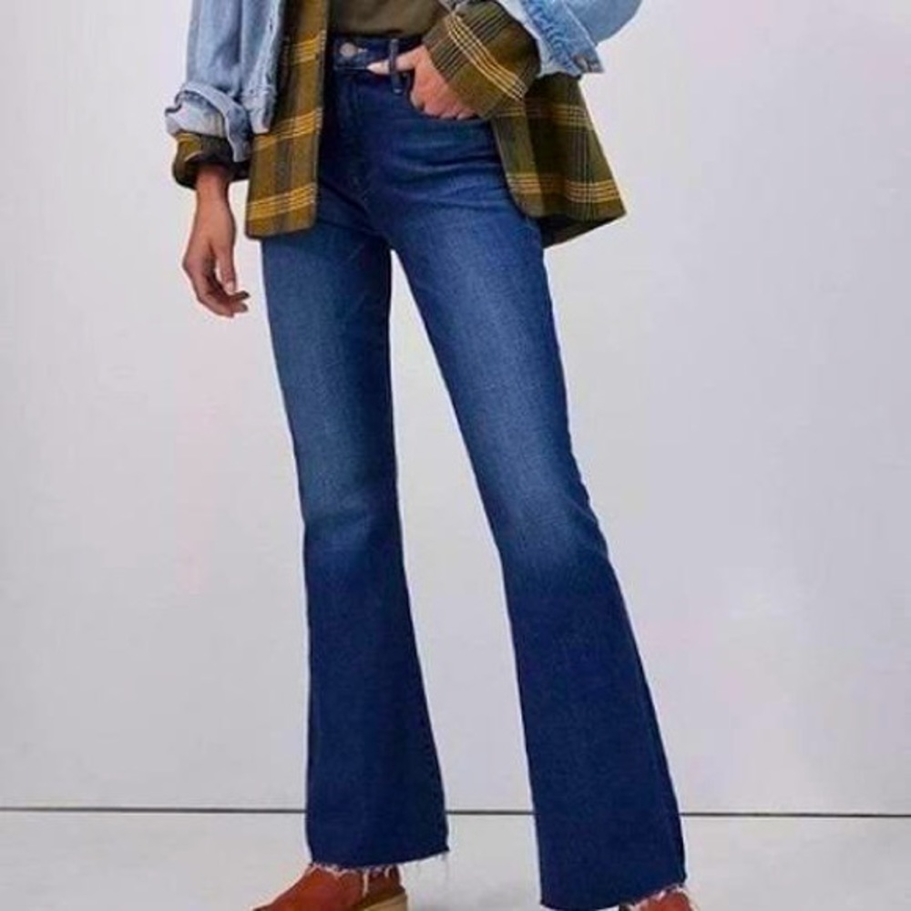 MOTHER The Weekender Fray- like new, size 26